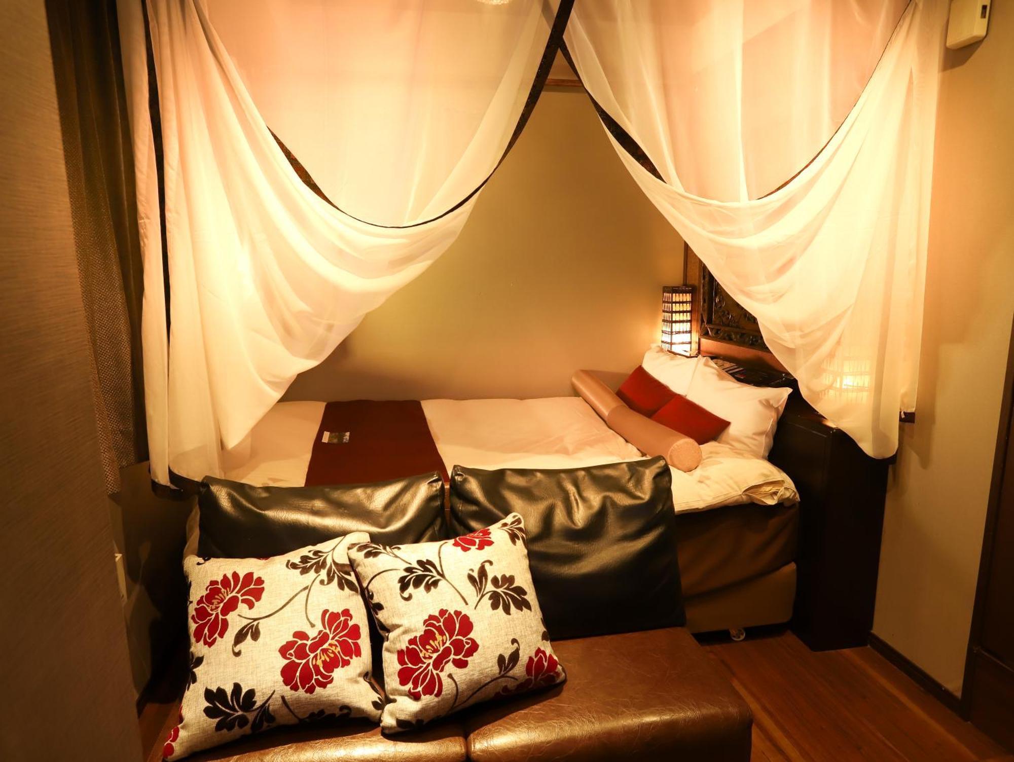 Hotel K6 Osaka Namba (Adults Only) Zewnętrze zdjęcie